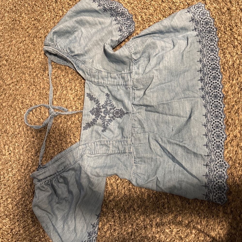 Denim Cropped embroidered top